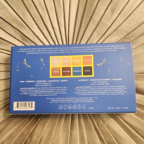 DIVINE PURPOSE LIMITED EDITION EYESHADOW PALETTE 8 Vibrant Matte - Picture 6 of 13